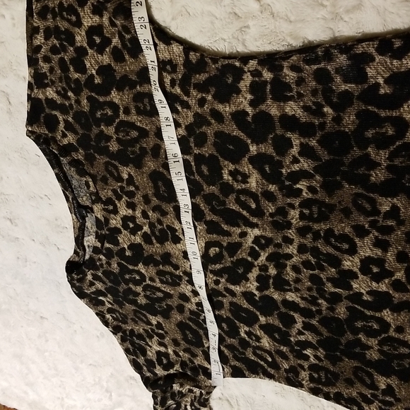 Signature Studio Animal Print Top Shirt Size Large Mob Wife - Picture 6 of 8